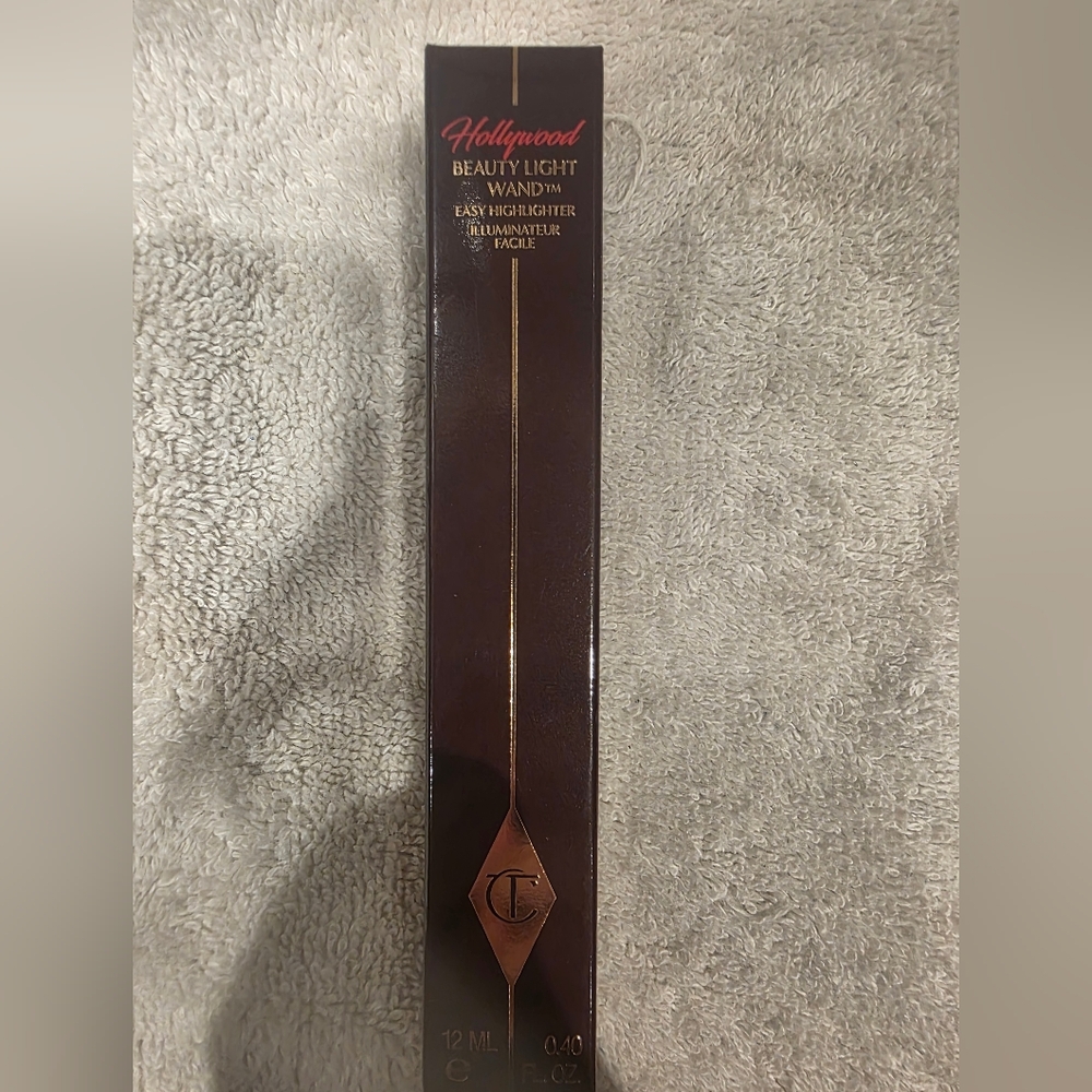 Charlotte Tilbury Hollywood Beauty Light Wand- Highlighter In Spotlight-NIB